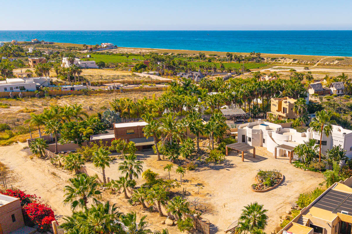 Los Cabos Luxury El Posito Aires Del Mar: Your Ultimate Coastal Sanctuarywith infinite horizons, wild desert and tropics coincide at the edge of the Pacific Ocean. This exceptional property features direct for sale