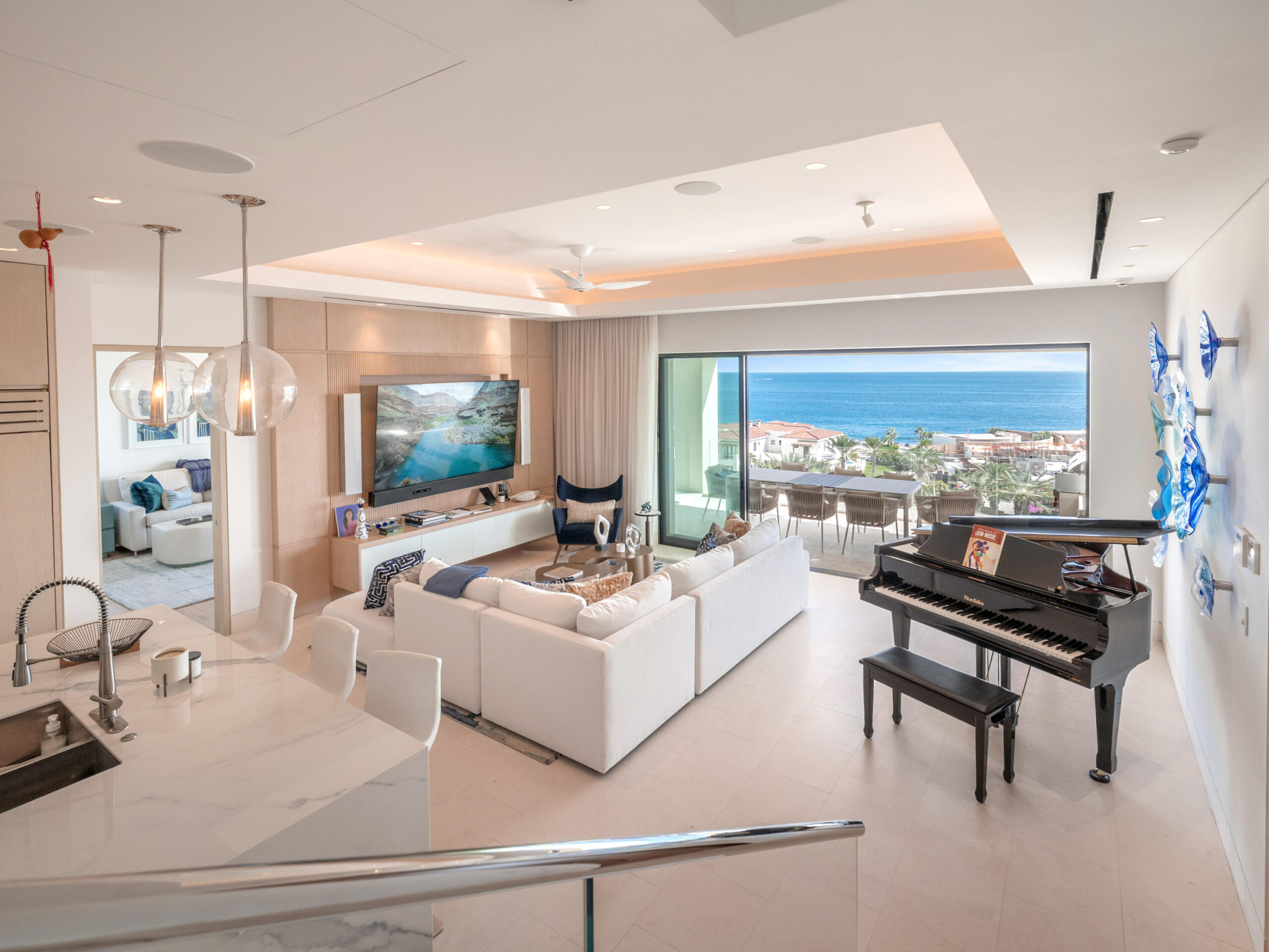 Los Cabos Luxury Cove Club Bungalow 10 in the gated Cove Club offers 4 bedrooms and 4 bathrooms with an open-concept design that seamlessly connects the kitchen, dining, and living areas to an expansive outdoor terrace. Ideal for entertaining and indoor-outdoor living. Enjoy sweeping, unobstructed for sale