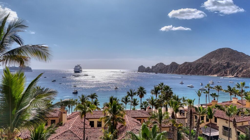 Los Cabos Luxury Hacienda Csl Located within the exclusive Hacienda Beach Club & Private Residences on the shores of Medano Beach, this stunning residence features 3 spacious en-suite bedrooms and offers breathtaking – Hacienda Beach Club, Cabo San Lucas, Cabo San Lucas, BS