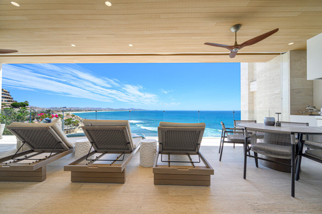 Los Cabos Luxury Section 28- Ocean Residences This luxury four-bedroom Ocean Residence condo offers an exceptional blend of comfort, elegance, and breathtaking ocean – Querencia B, San Jose Corridor, BS