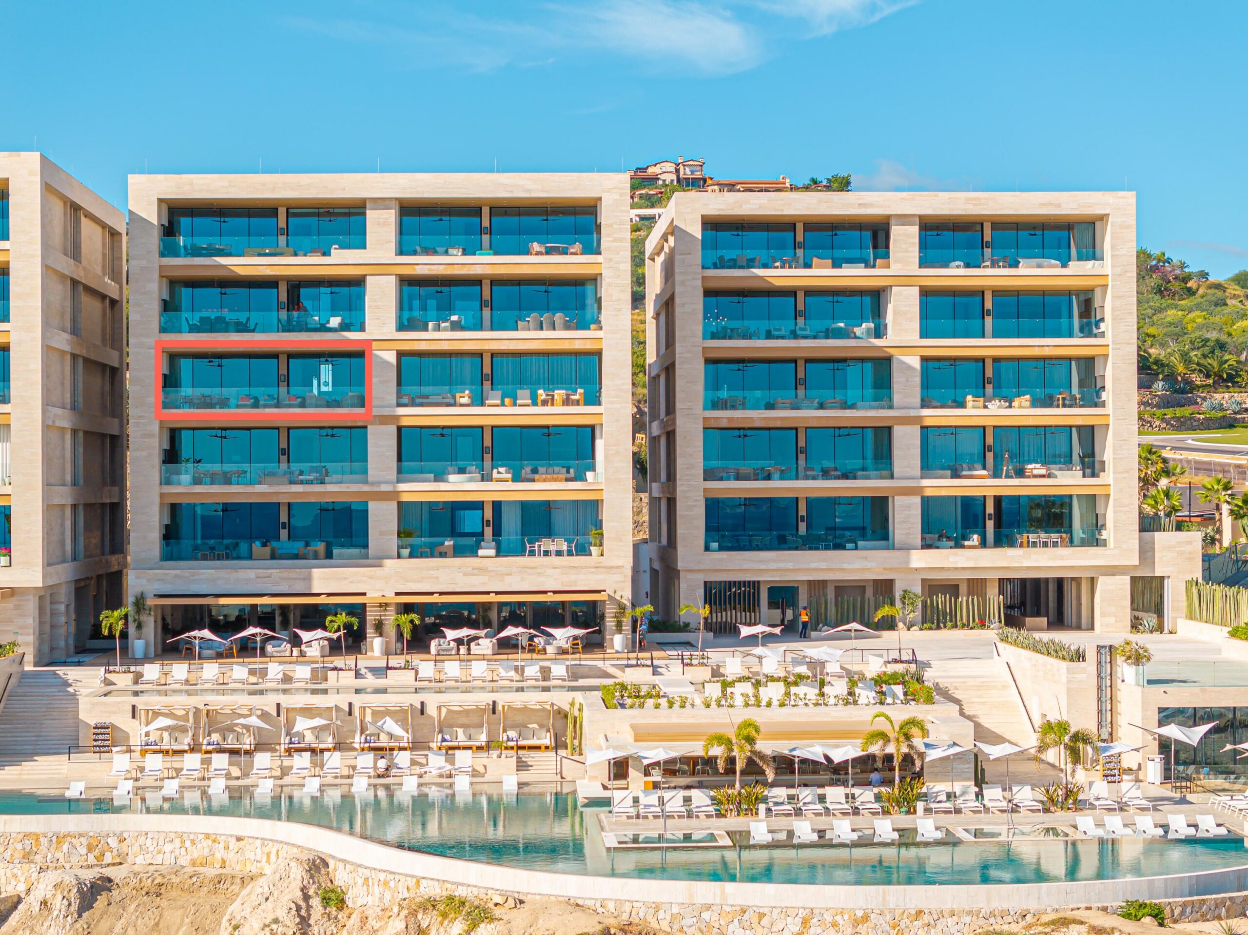 Los Cabos Luxury Section 28- Ocean Residences This luxury four-bedroom Ocean Residence offers an exceptional blend of comfort, elegance and breathtaking ocean for sale