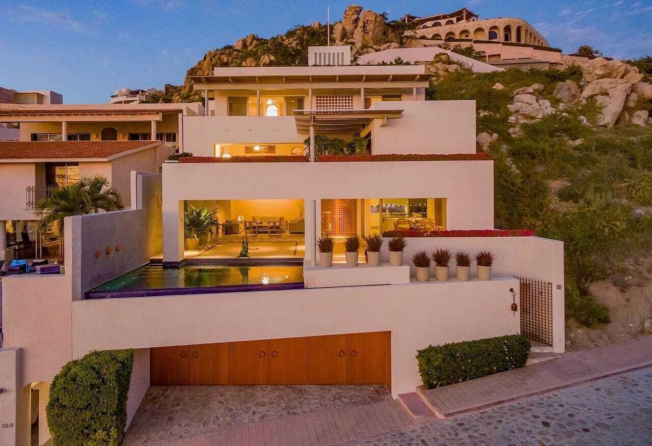 Los Cabos Luxury Pedregal Csl This architect-designed luxury villa for sale in El Pedregal, Cabo San Lucas sits on one of the most exclusive addresses on the Pacific side of Land's End. Casa Alcaravan offers 6,536 sq ft across 5 bedrooms and 5 bathrooms, with 4,384 sq ft of air-conditioned living space and 3,267 sq ft of decks built for ocean- – Casa Alcaravan, Cabo San Lucas, BS